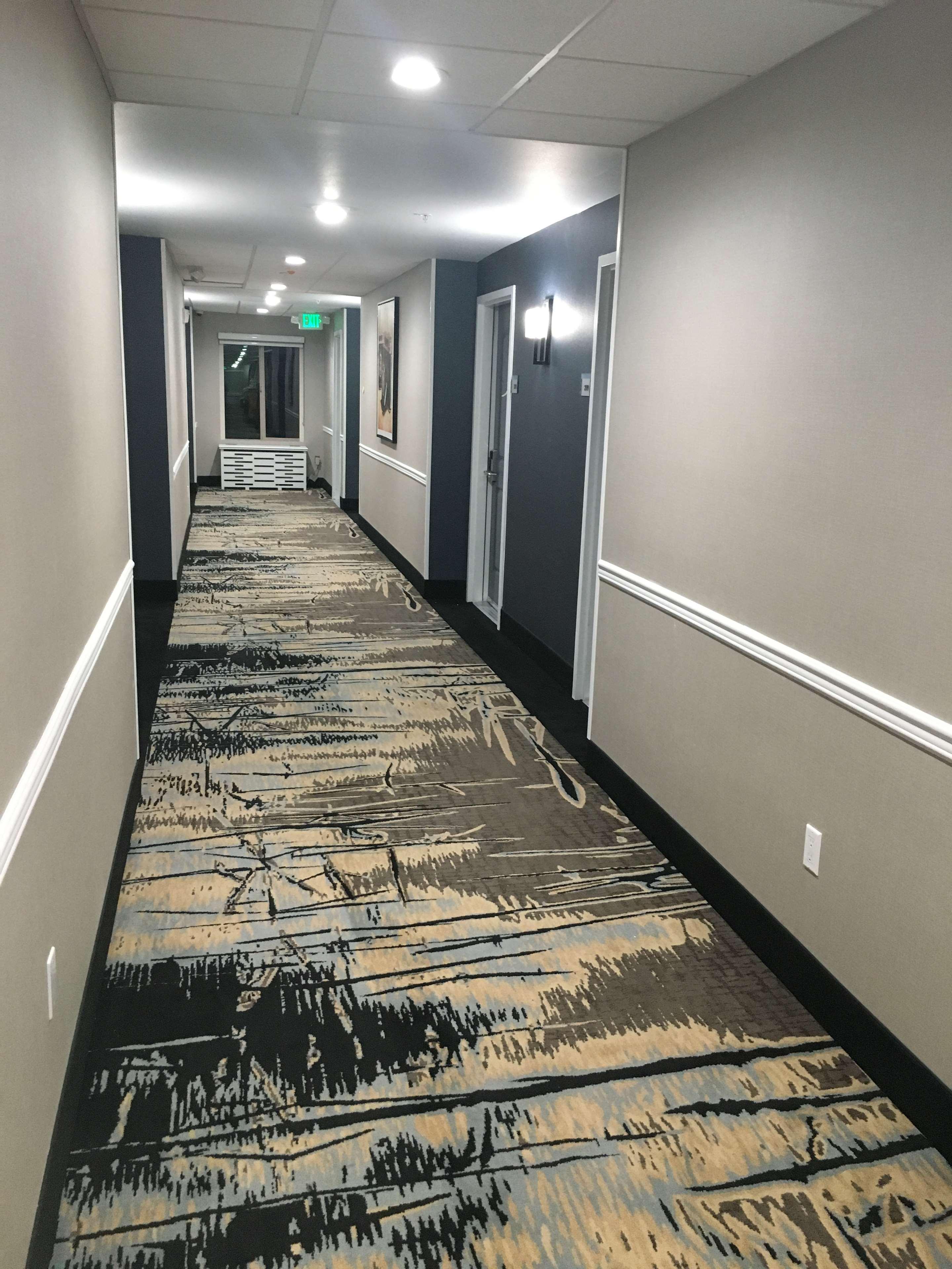 Best Western Holiday Hills Coalville Extérieur photo